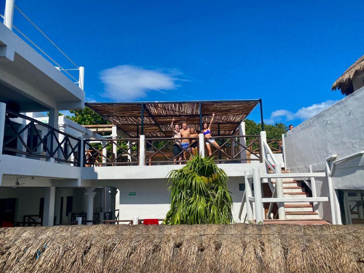 Why Not Rooftop Party Hostel Πλάγια Ντελ Κάρμεν Εξωτερικό φωτογραφία